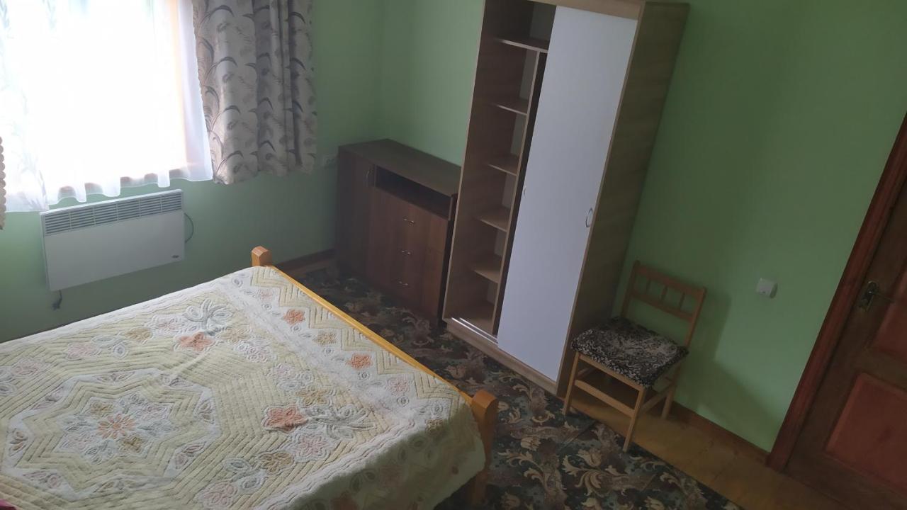 Родинна Оселя 슬랍스크 외부 사진