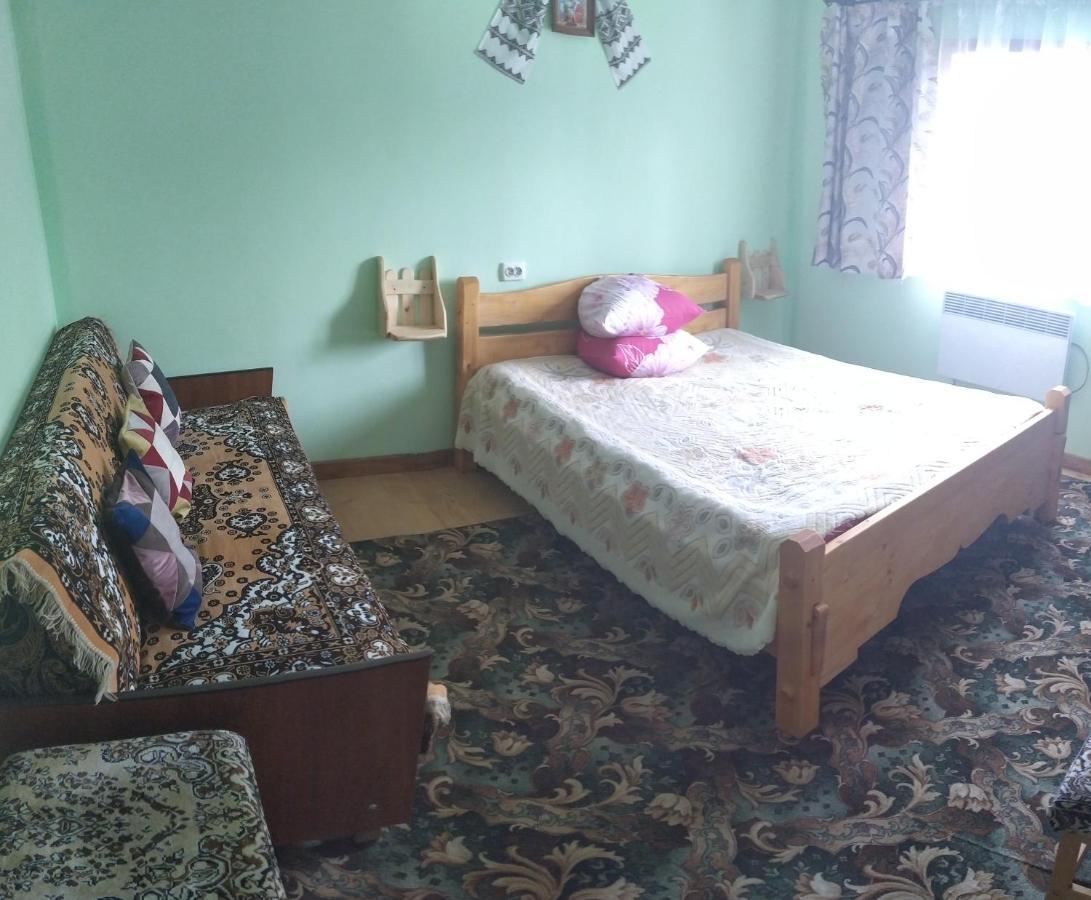 Родинна Оселя 슬랍스크 외부 사진