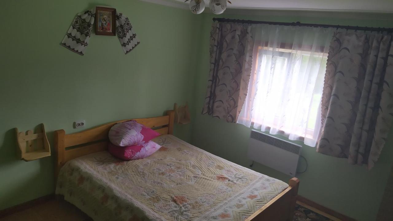 Родинна Оселя 슬랍스크 외부 사진